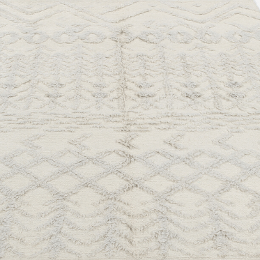 Loomier Ozbek Berber hand-knotted rug, 7’ x 5’, 100% wool, plush Moroccan-inspired design, perfect for living rooms, bedrooms, or cozy corners, luxurious high-pile texture for warmth and style.