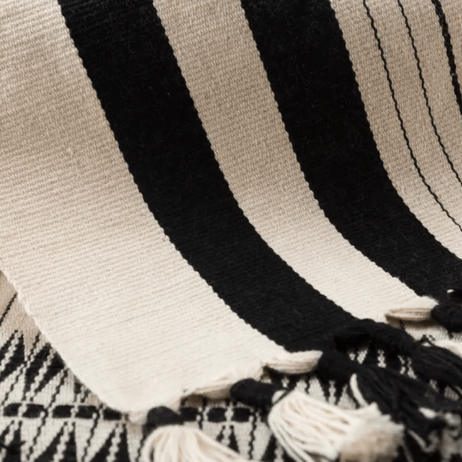 Nagaland Saramati Handcrafted Cotton Throw (Authentic Naga Loin - Loom) - Situation Interior DesignsThrowsSituation Interior DesignsNGD-SAR-THR345