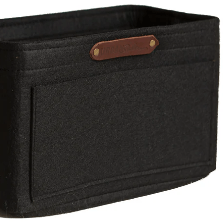 Standard tote insert for organization, designed to keep handbags tidy and essentials easily accessible, practical and versatile for everyday use.