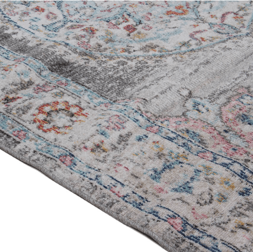 Vivace Maggio indoor/outdoor area rug in silver, durable and stylish, perfect for patios, living rooms, or high-traffic spaces with a contemporary pattern.