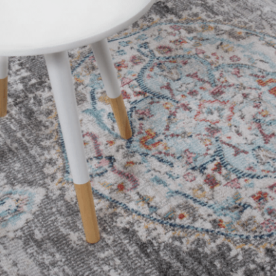 Vivace Maggio indoor/outdoor area rug in silver, durable and stylish, perfect for patios, living rooms, or high-traffic spaces with a contemporary pattern.